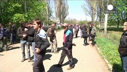 Slaviánsk, sitiada por el ejército ucraniano