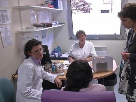 Marisol Touraine réfute l'idée d'un système de santé low cost - 25/04