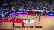 Playoffs Magic Moments: Brutal Dunk by Cedric Simmons, Olympiacos Piraeus