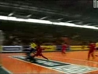 Robinho vs falcao ginga brasil
