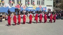 pitbull - despina vandi - ceyhun şişmanoğlu Sermaye Piyasası Kurulu Ortaokulu 23Nisan Dans Gösterisi HAKKARİ