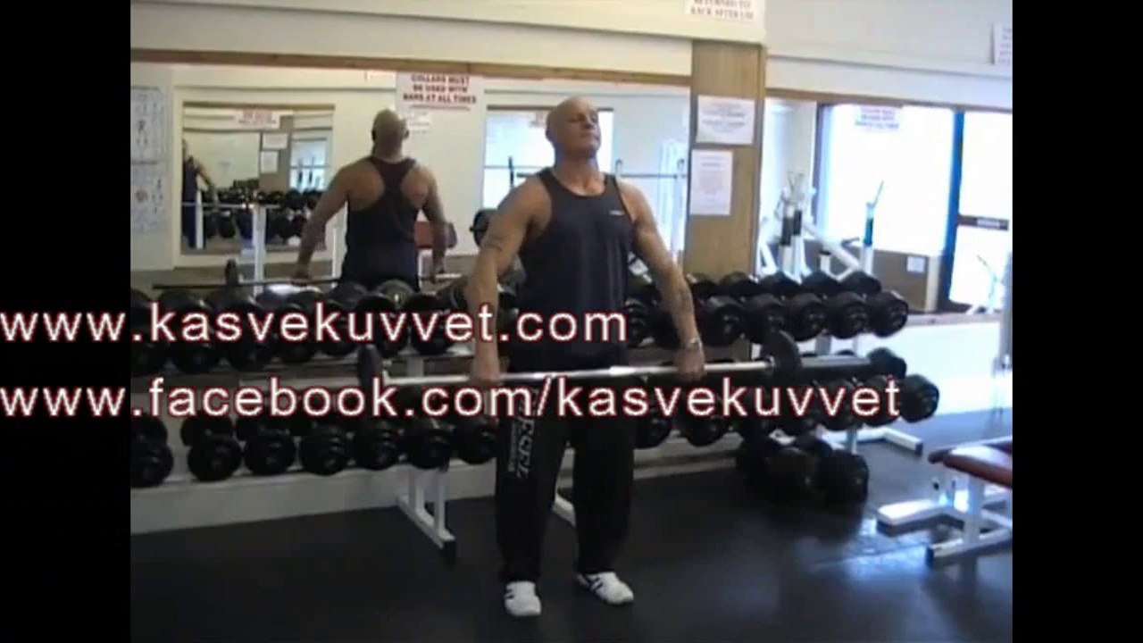 Wide Grip Upright Row
