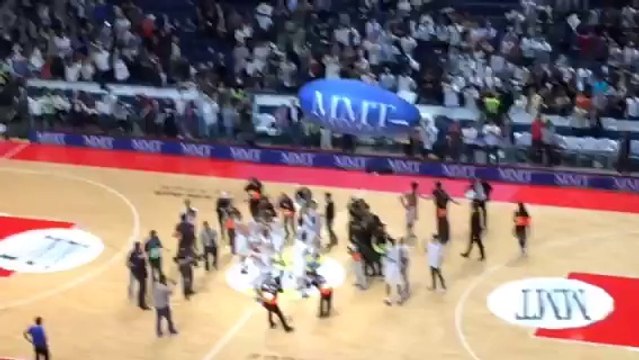 Το συγκινητικό encore των παικτών της Ρεάλ