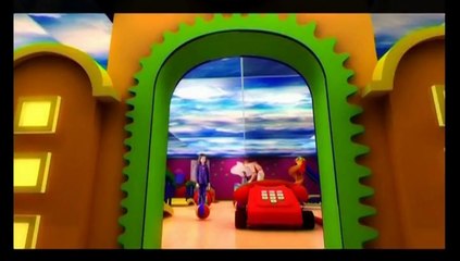 ,,. VEENA MALIK,,,,,lollywood star SANA,,,and ,,,,ZHNTASHA,,,IN AN AD