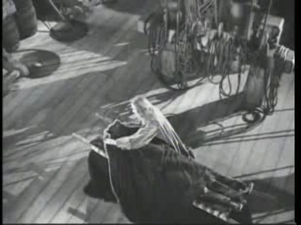 Garbo, Greta (Queen Christina)_01