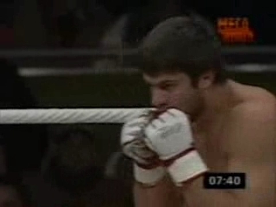 Kassim Annan vs Evangelista Cyborg