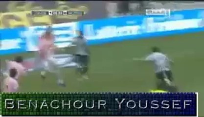 Mehdi Benatia vs US Palermo - Serie A - matchday 6 - 2010/2011