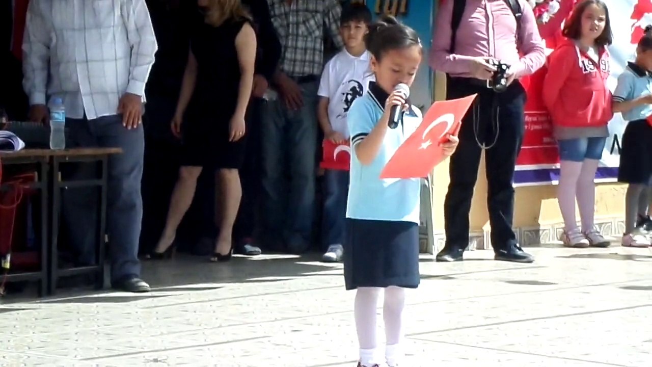 KURTULUŞ İLK.OKULU 23 NİSAN ETKİNLİĞİ