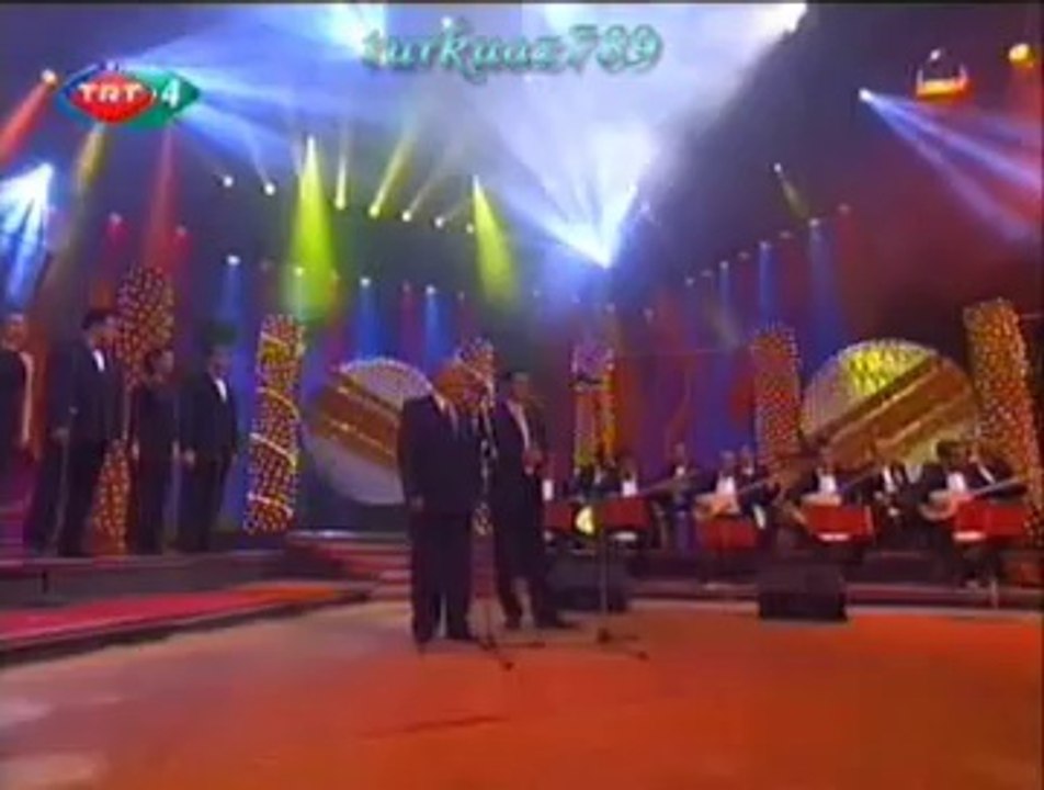 Mükerrem KEMERTAŞ - Tuncay KEMERTAŞ-Vardım Ki Yurdundan Ayağ Göçürmüş