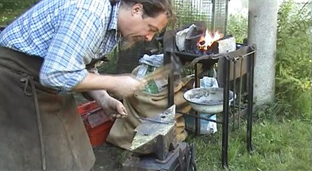 Alessandro SIMONETTI coutelier-forgeron-rémouleur