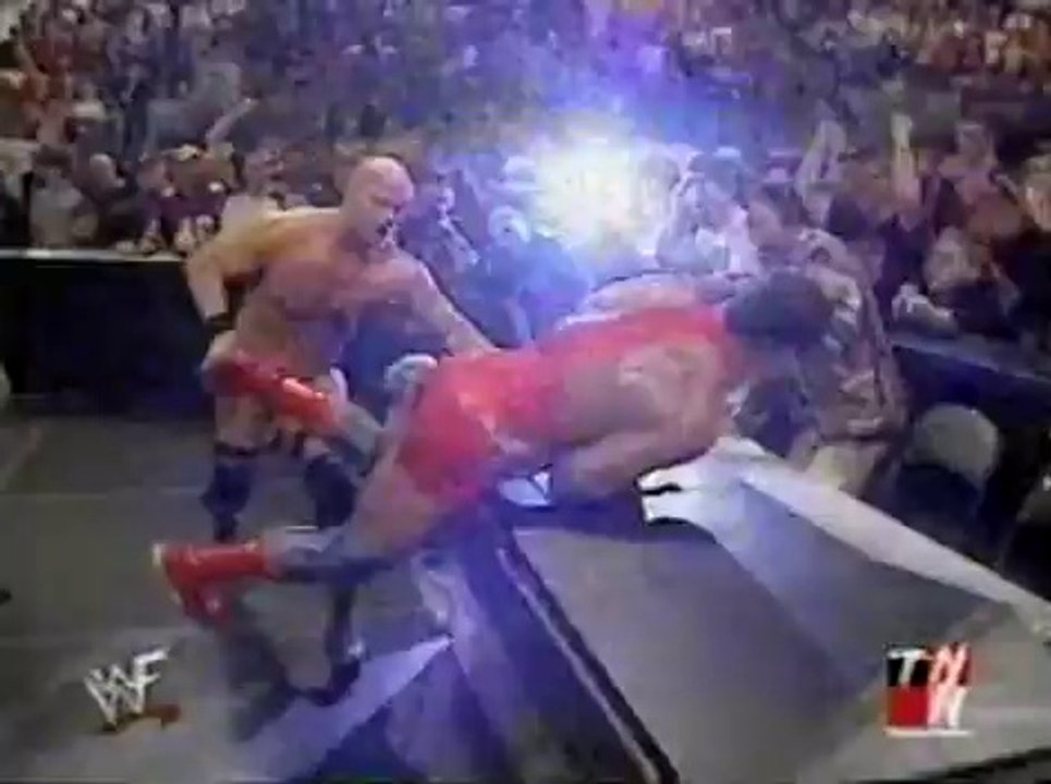 Kurt Angle vs Steve Austin - Raw 27.11.2000