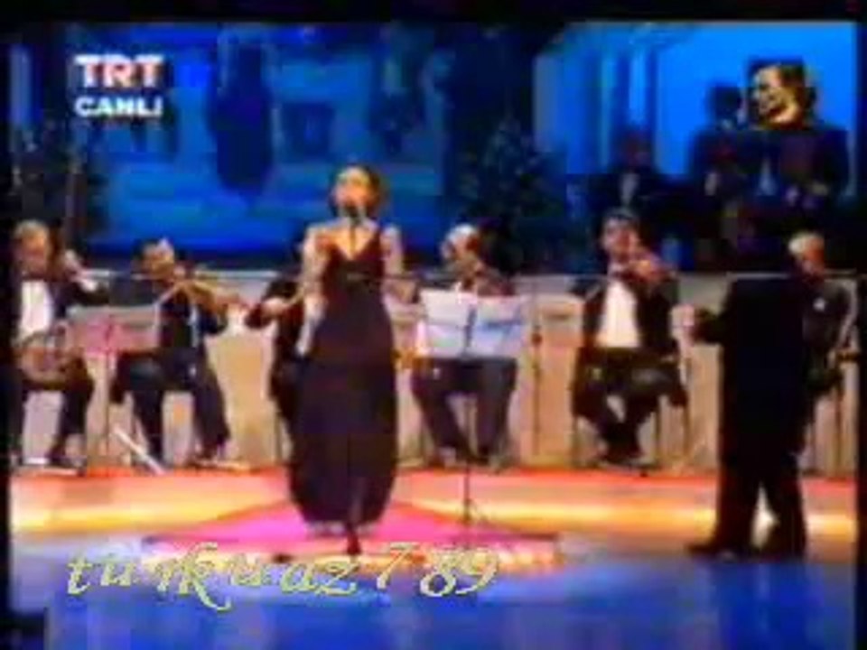 Nazlı KANAAT-Kimseye Etmem Şikâyet Ağlarım Ben...