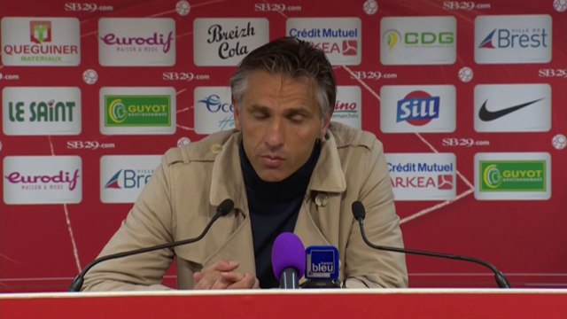 Conférence de presse Stade Brestois 29 - Clermont Foot (2-0) : Alex DUPONT (SB29) - Régis BROUARD (CF63) - 2013/2014