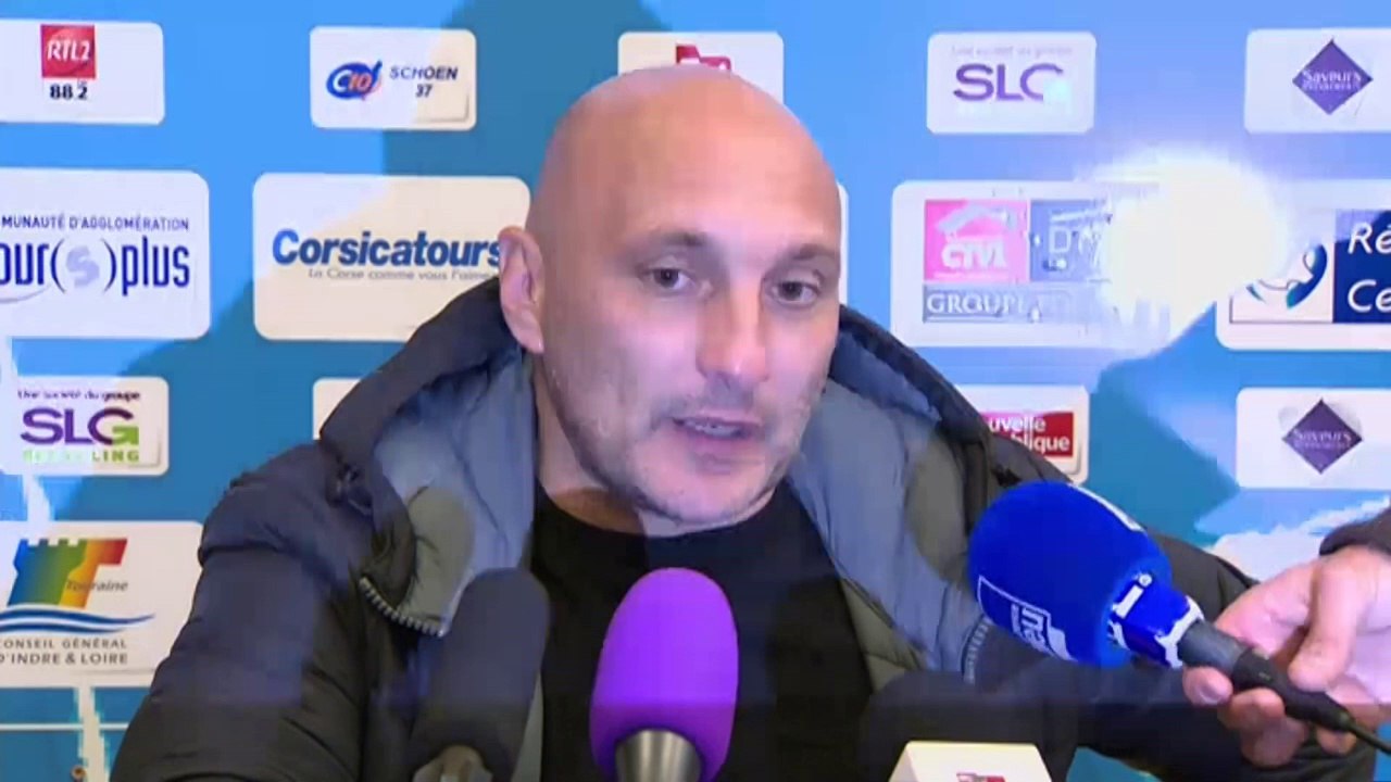 Conférence de presse Tours FC - ESTAC Troyes (1-2) : Olivier PANTALONI (TOURS) - Jean-Marc FURLAN (ESTAC) - 2013/2014