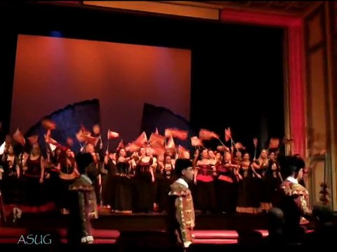 Bizet - Carmen Toreadorlar ve Koronun Marşı Les voici! (Act IV.)