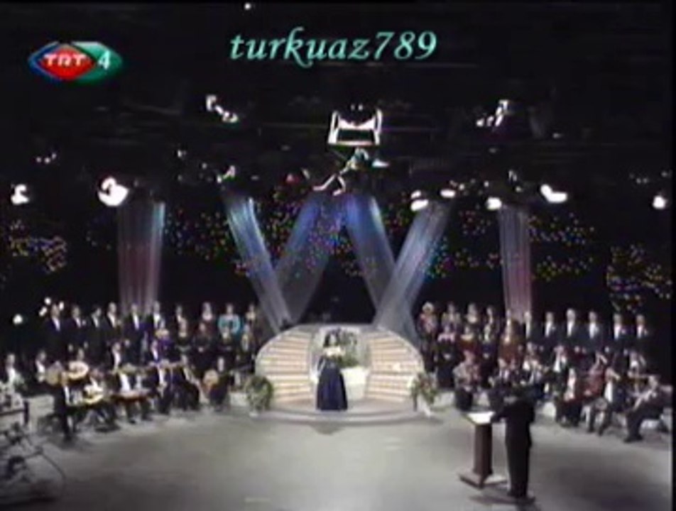 Nazan SIVACI-Seni Ben Ellerin Olsun Diye Mi Sevdim