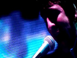 Oasis - The Importance Of Being Idle