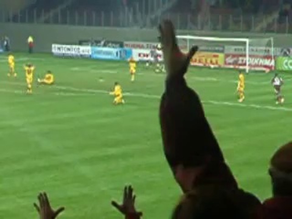 24η ΑΕΛ-Άρης 2-2 (Το 2-2 Ρομέου) 2010-11 Gate camera