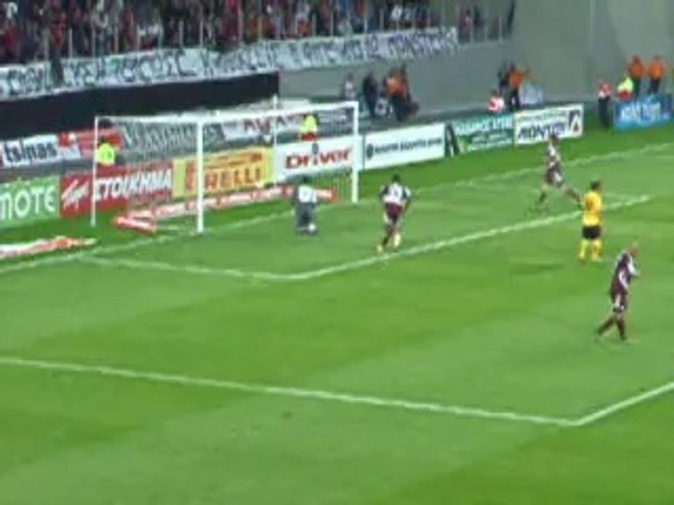 29η ΑΕΛ-ΑΕΚ 2-3 (Το 1-3 Τουμέρ) 2010-11 Gate camera