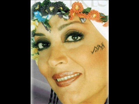 Belkıs Akkale - Yürü Yalan Dünya