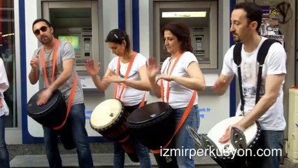 26 Nisan Alsancak Sokak Gösterisi - izmirperkusyon.com