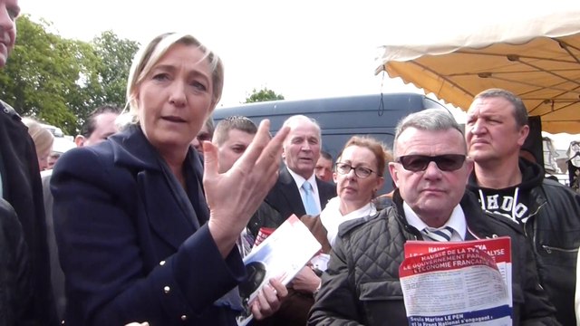 25 avril 2014... Marine Le Pen donne son avis sur le traité transtlantique et sur le 1er congrés dissident européen à Bruxelles ce 4 mai 2014