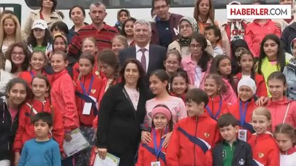 Dünya Çocukları Kocaeli'nden Ayrılırken Duygusal Anlar Yaşandı