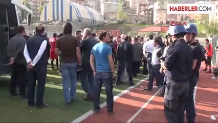 Hakkari'de Amatör Maçta Olaylar Çıktı 8 Yaralı