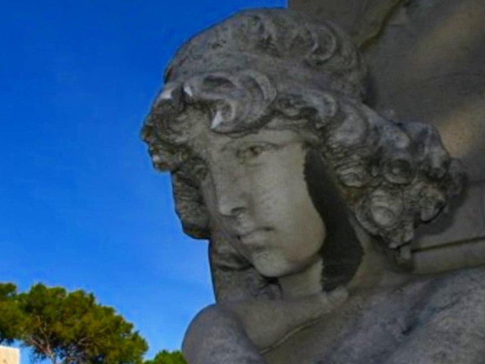 IN FRA RED : "Crying Angel"