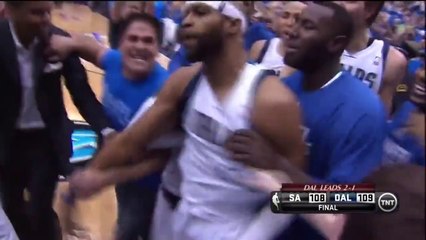 Impossible buzzer-beating 3-pointer for the win!