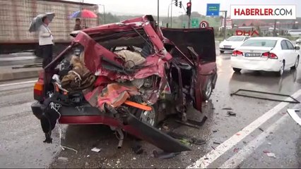 Hızla Gelen Minibüs Dört Aracı Birbirine Kattı 6 Yaralı