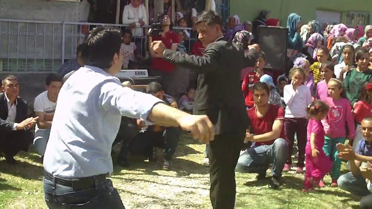 SEVDA İLE ALi damadın arkadaşları