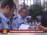 3H Hareketi Azerbaycan Konsolosluğuna Siyah Çelenk Bıraktı