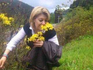 GÜLTEKİN ŞAHİN -DiLiMiN UCUNDA YANIK BiR TüRKü