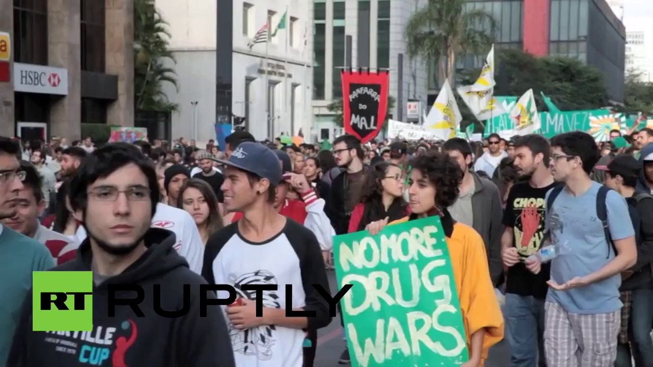 Massive marijuana march calls for pot legalization in Brazil