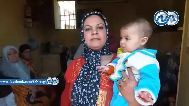 عمال سجاد المحلة يقطعون الطريق و يشعلون النيران أمام المصنع لتأخر صرف رواتبهم