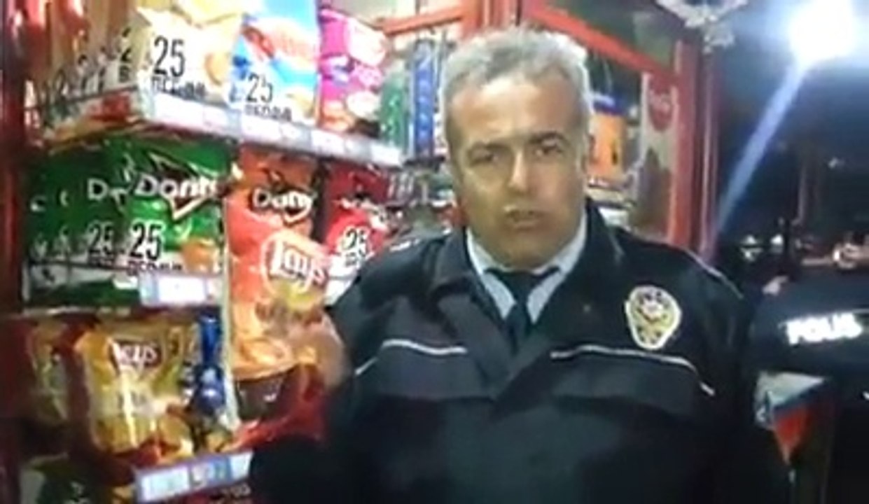 Gücünü Cipslerden Alan Türk Polisi