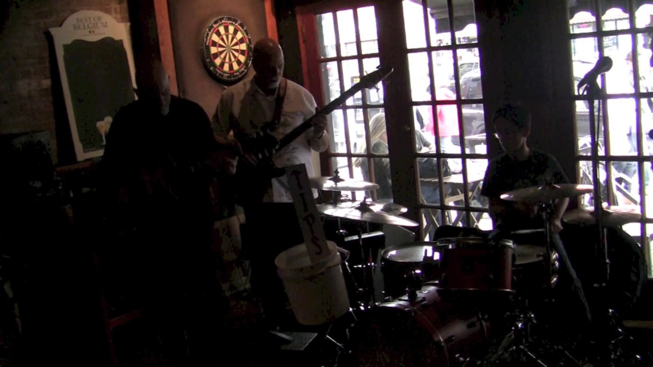 Tahnoon playing the blues in Hoboken - Far Side