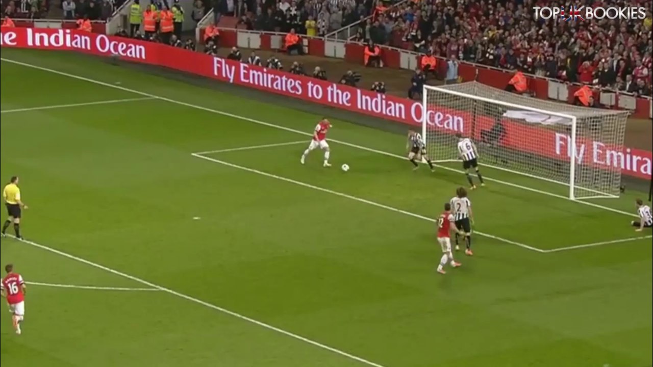 Mesut Ozil Goal vs Newcastle - 280414