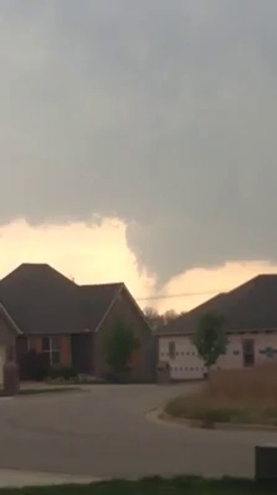 Tornado Hits Joplin