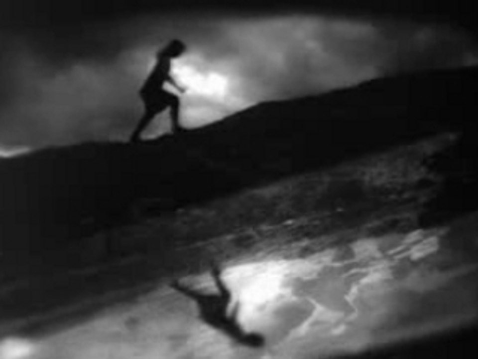 Bjork - Isobel (Clip By Michel Gondry)