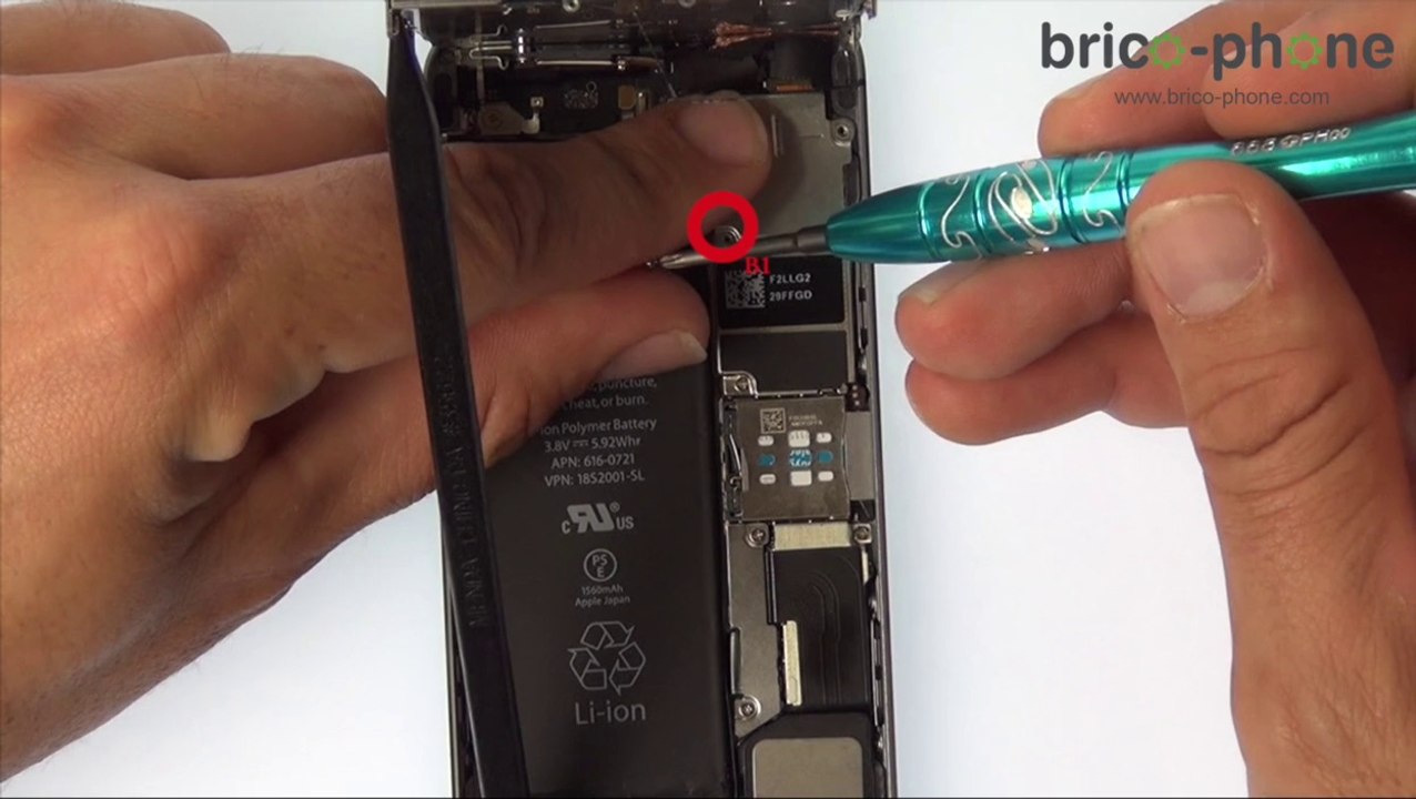 Tuto : Iphone 5S remplacer la  batterie démonter + remonter HD