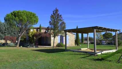 LUBERON Vente Propriété - Gordes - Piscine et Dépendances - 220 m²
