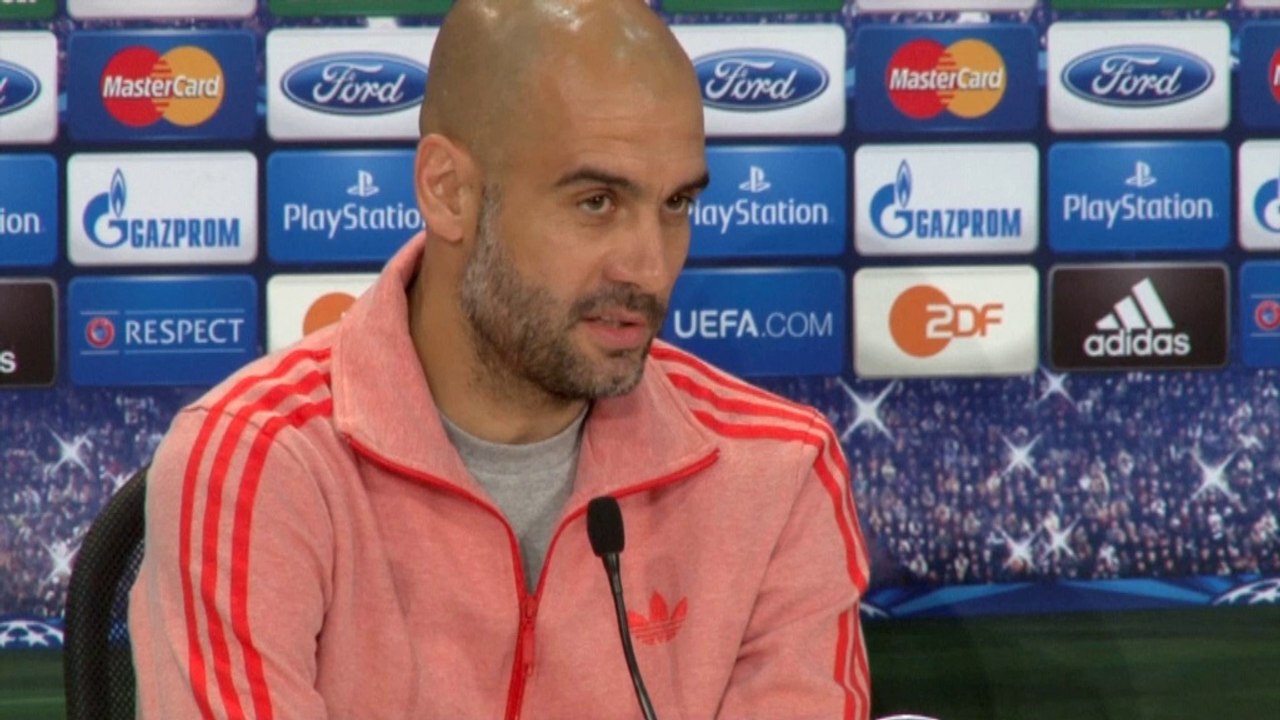 Guardiola: 'Lahm kann zehn Positionen spielen'