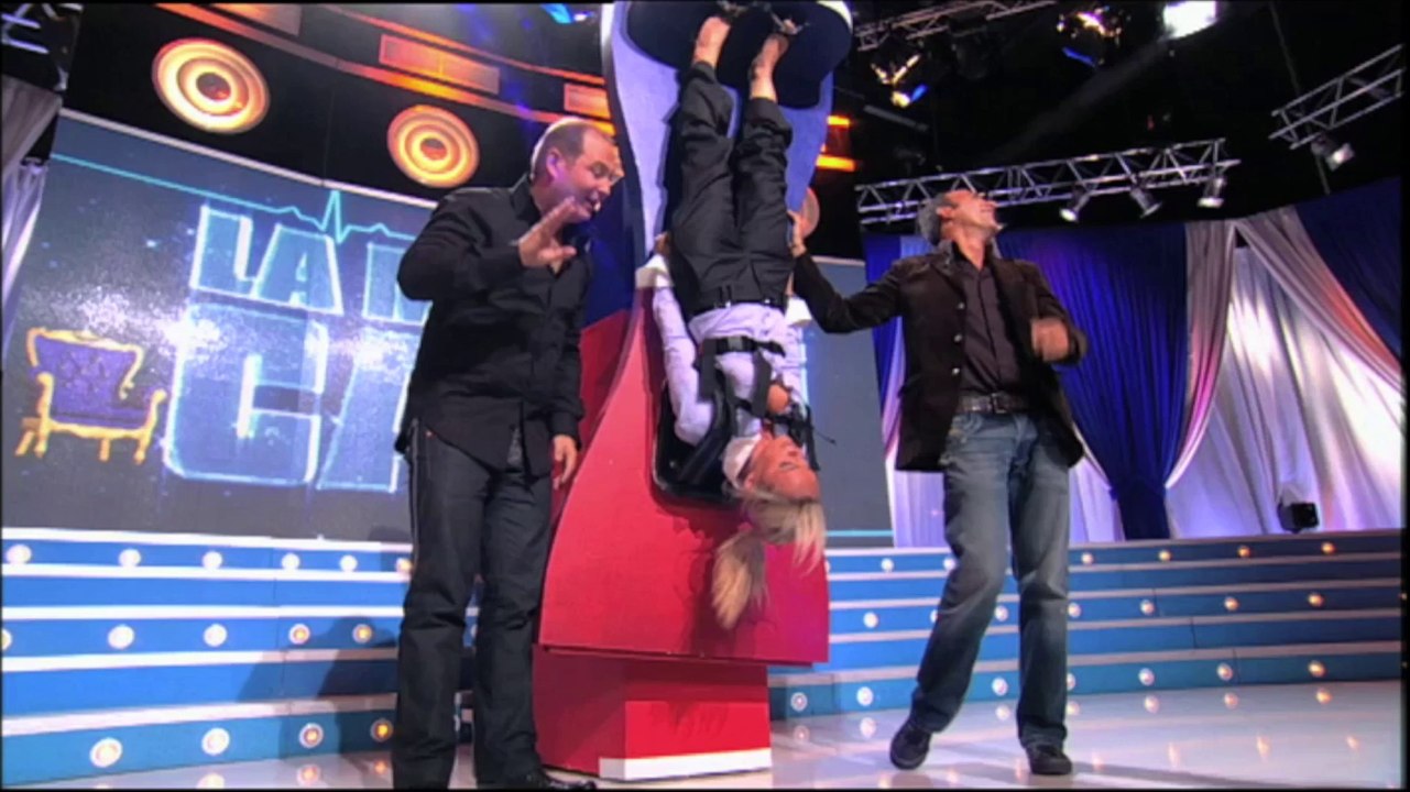 Nikos Aliagas fait tourner la roue humaine - La Méthode Cauet