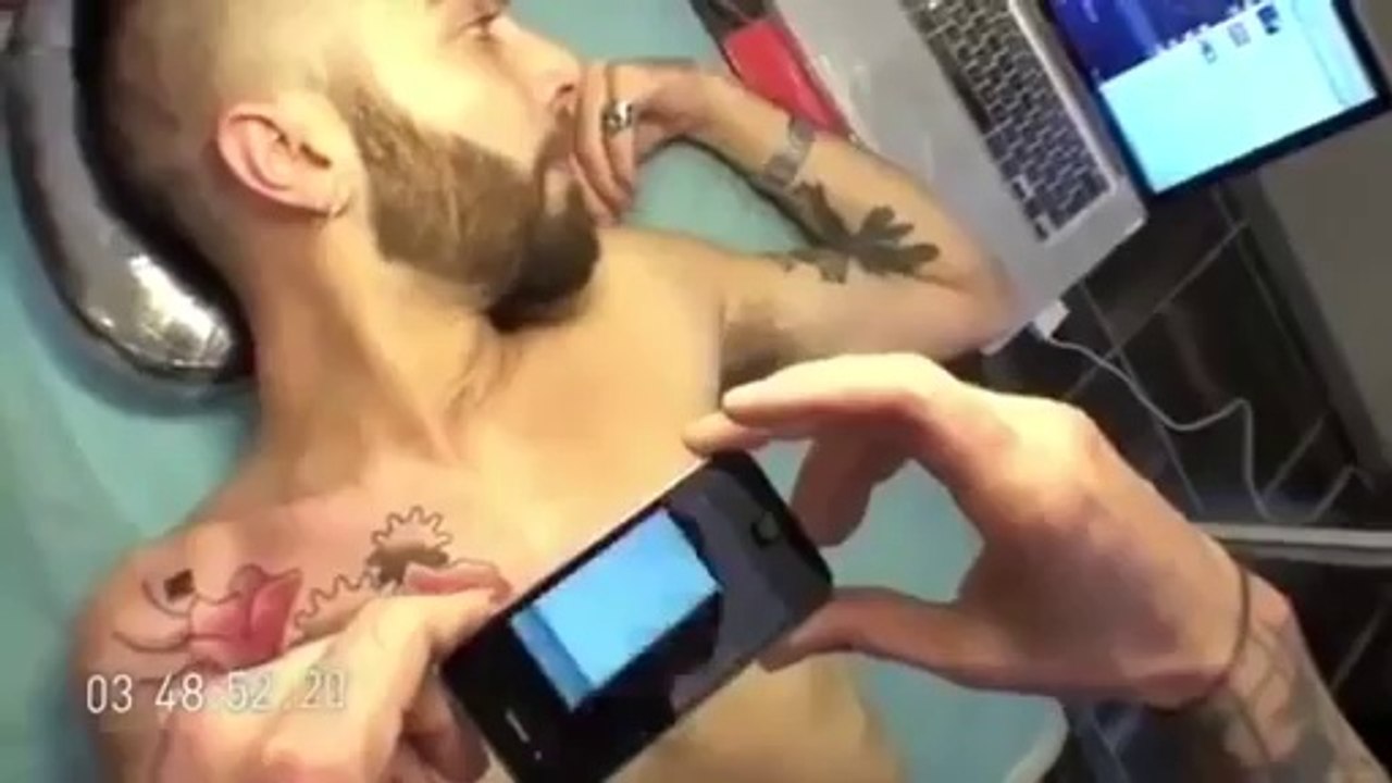 Le premier tatouage animé