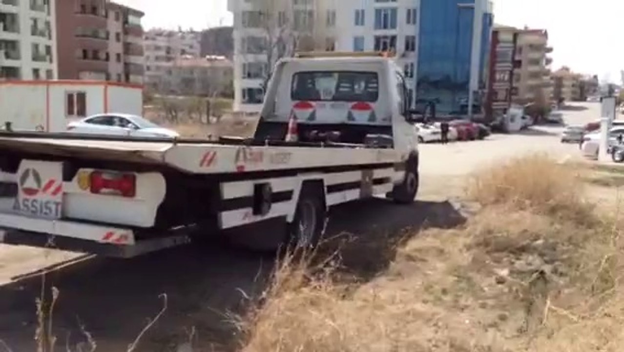 0 530 112 06 06 - AYAŞ OTO KURTARMA OTO ÇEKME OTO ÇEKİCİ OTO KURTARICI ANKARA