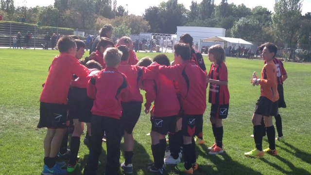 Les U13/1 de l 'éducateur Franck Schmidt et du dirigeant Freddy Perez remporte le tournoi et gagne en finale POUSSAN