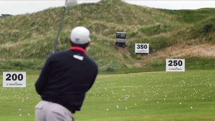 Tải video: Golfeur VS ramasseur de balle. Pub hilarante!