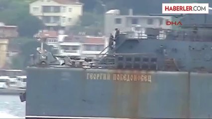 Rus Savaş Gemileri Karadeniz'e Hareket Etti